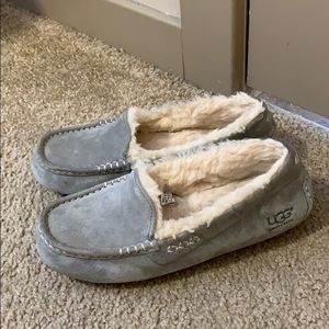 Ugg slippers sz 7